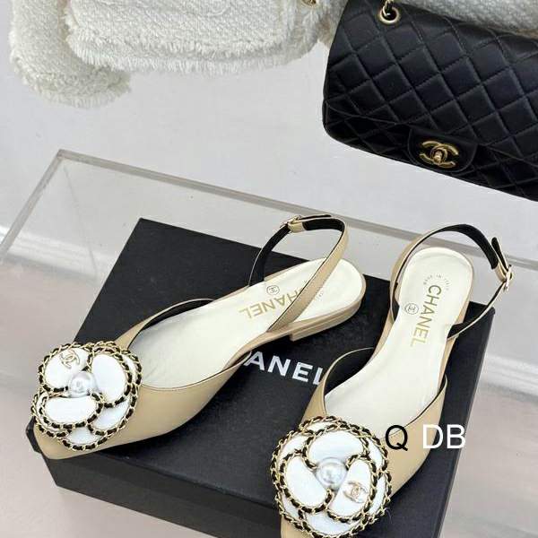 Picture of Chanel Shoes _SKUChanelsz35-40DB04022479